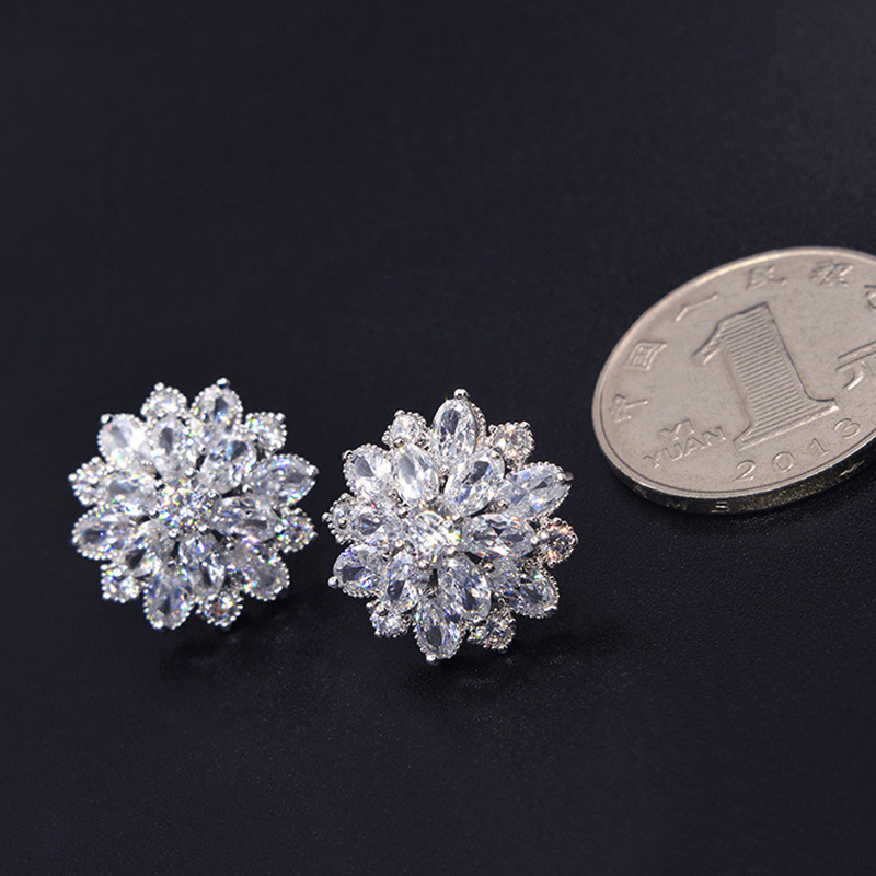 Grande Fiore Lab Diamante Orec - Statement Earrings Oversized recensione e prezzo
