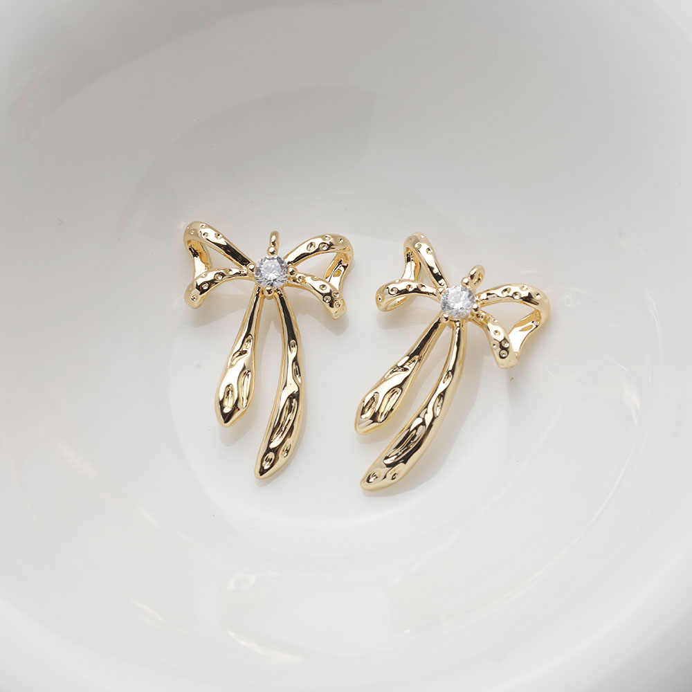 4 pezzi di gioielli con ciondo - Charm Necklace Dainty recensione e prezzo