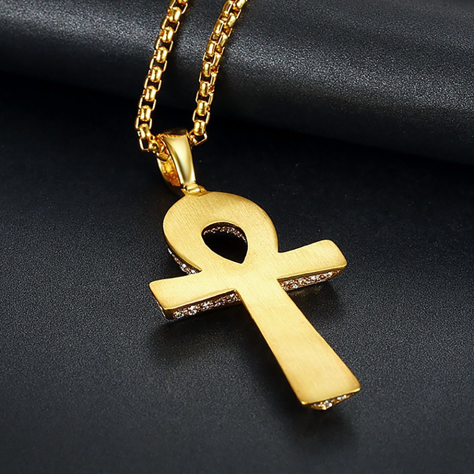 Collane con ciondolo croce Ank - Women Accessories In Egypt recensione e prezzo