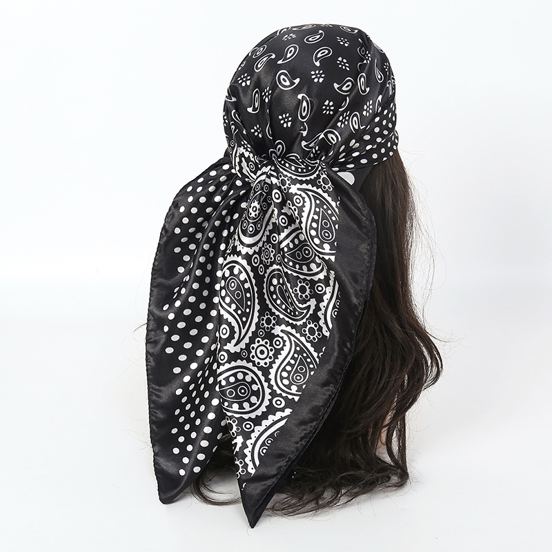 Fazzoletti Sciarpa di seta per - Women Accessories Brands recensione e prezzo