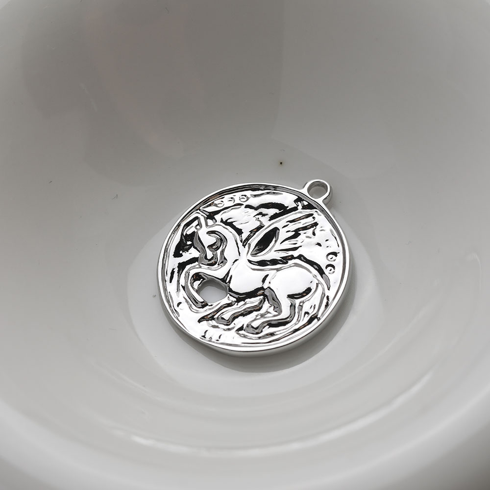 4 pezzi di delicati ciondoli u - Charm Necklace Dainty recensione e prezzo