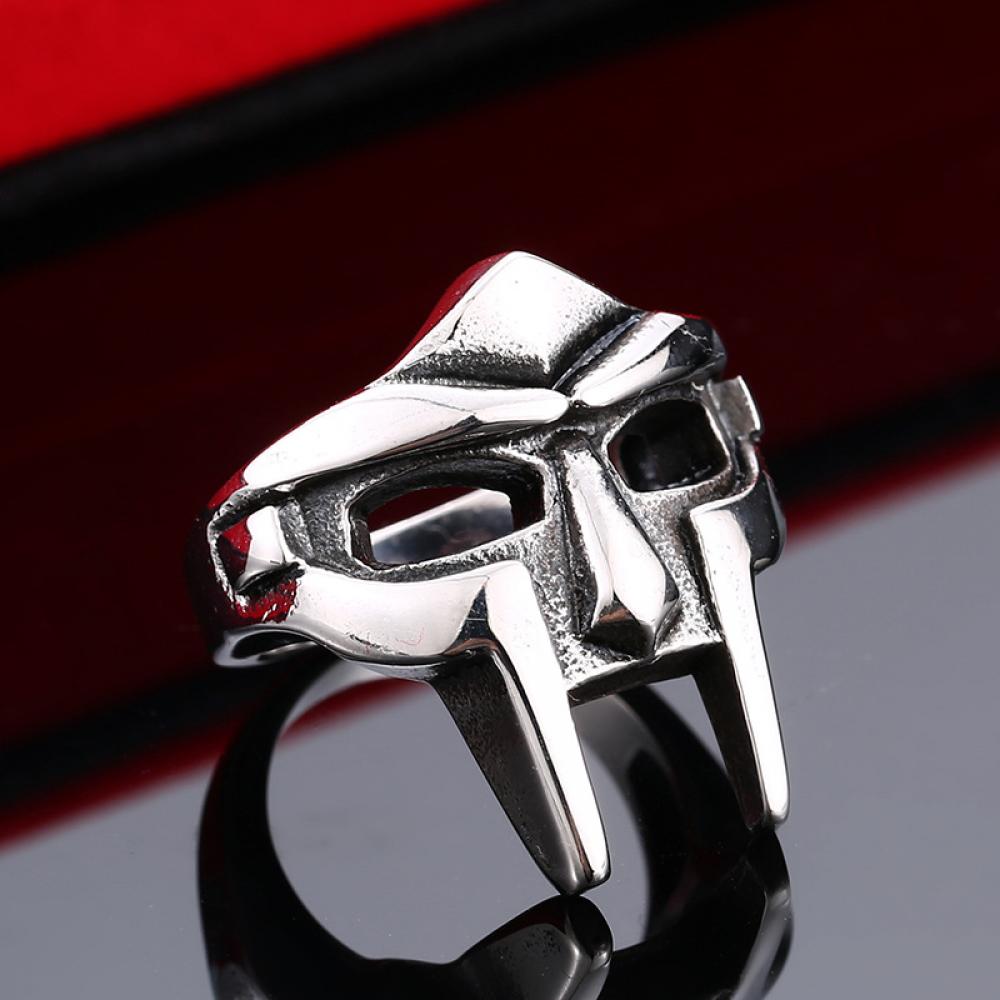 Goth Hip Hop Clasic Mf Doom Ri - Women Accessories In Egypt recensione e prezzo