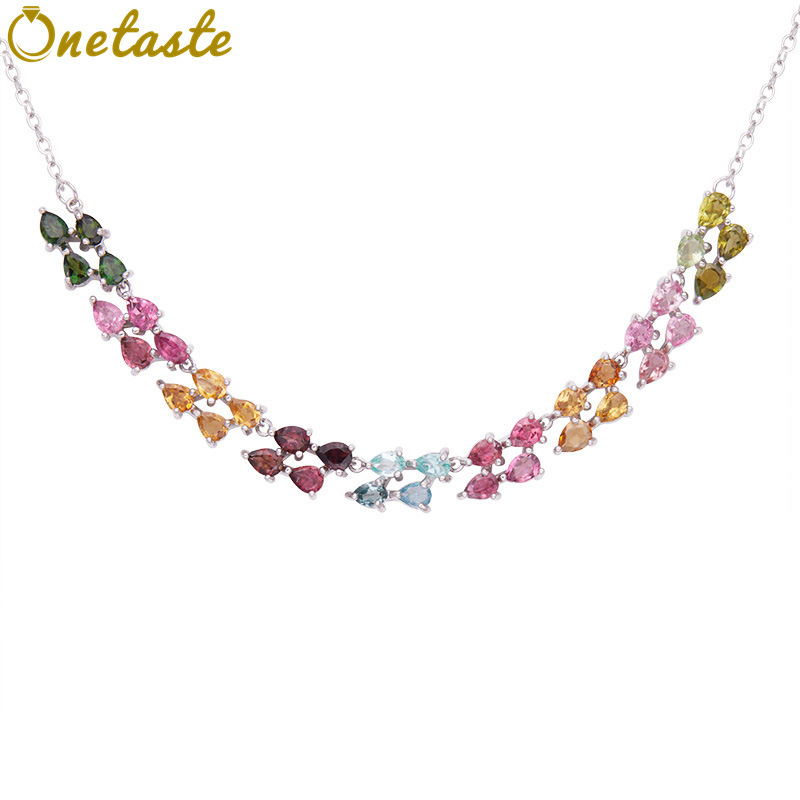 Collana con ciondolo a barra c - Charm Necklace Dainty recensione e prezzo